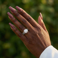 Thumbnail for La Carrée