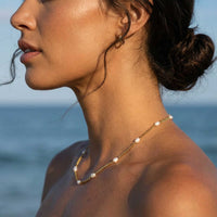 Thumbnail for Ras-de-Cou Perles Délicates