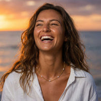 Thumbnail for Ras-de-Cou Perles Délicates