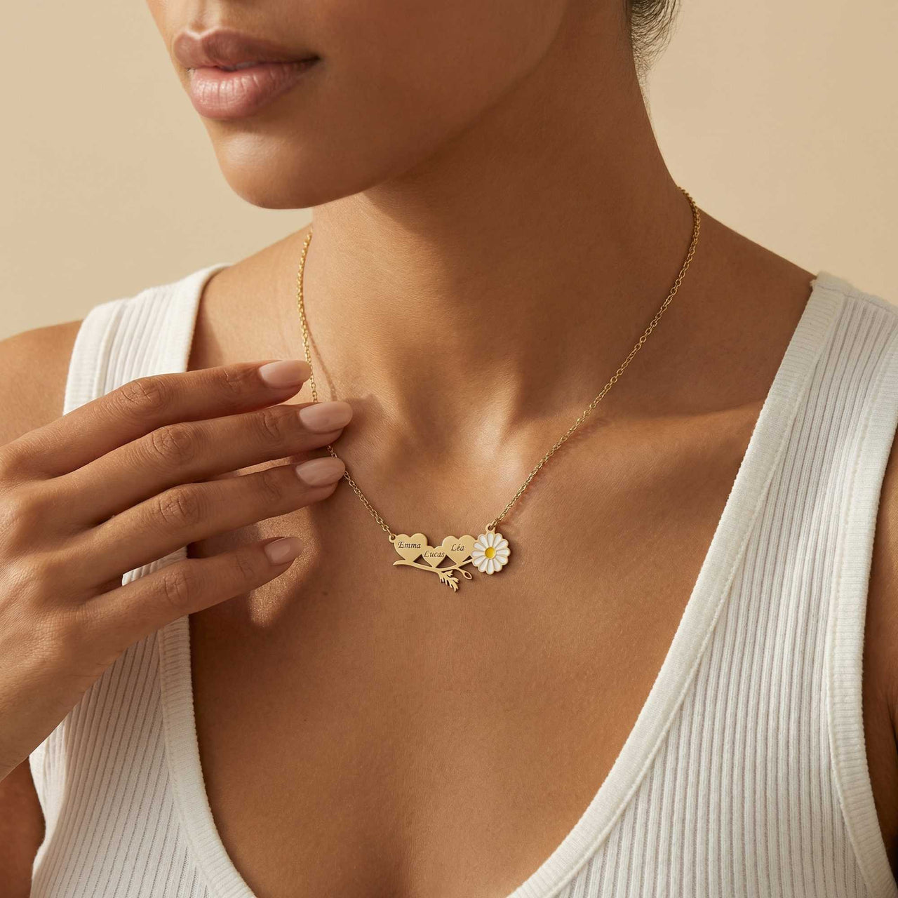 Daisy Name Necklace