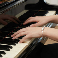 Thumbnail for Le Bracelet Nœud