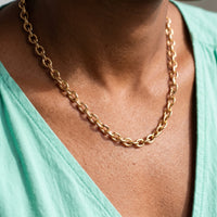 Thumbnail for Collier maille — gros plan sur les détails, or | SKU: lachaine