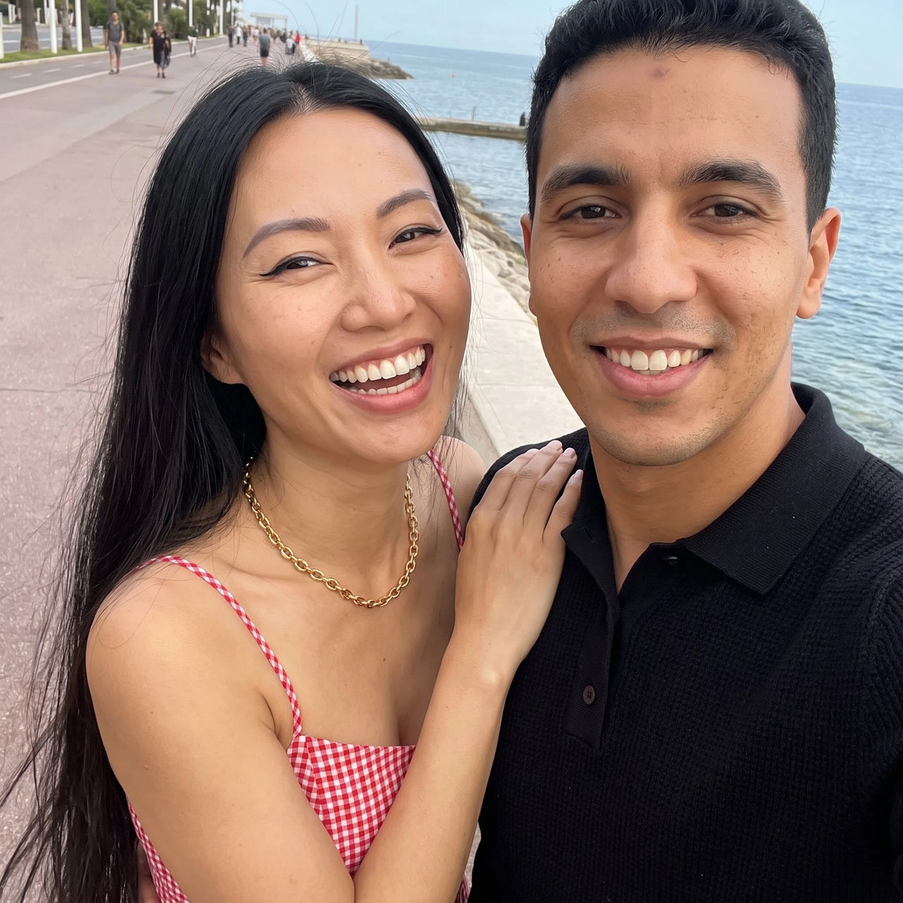 Collier maille forçat — photo en couple, or | SKU: lachaine