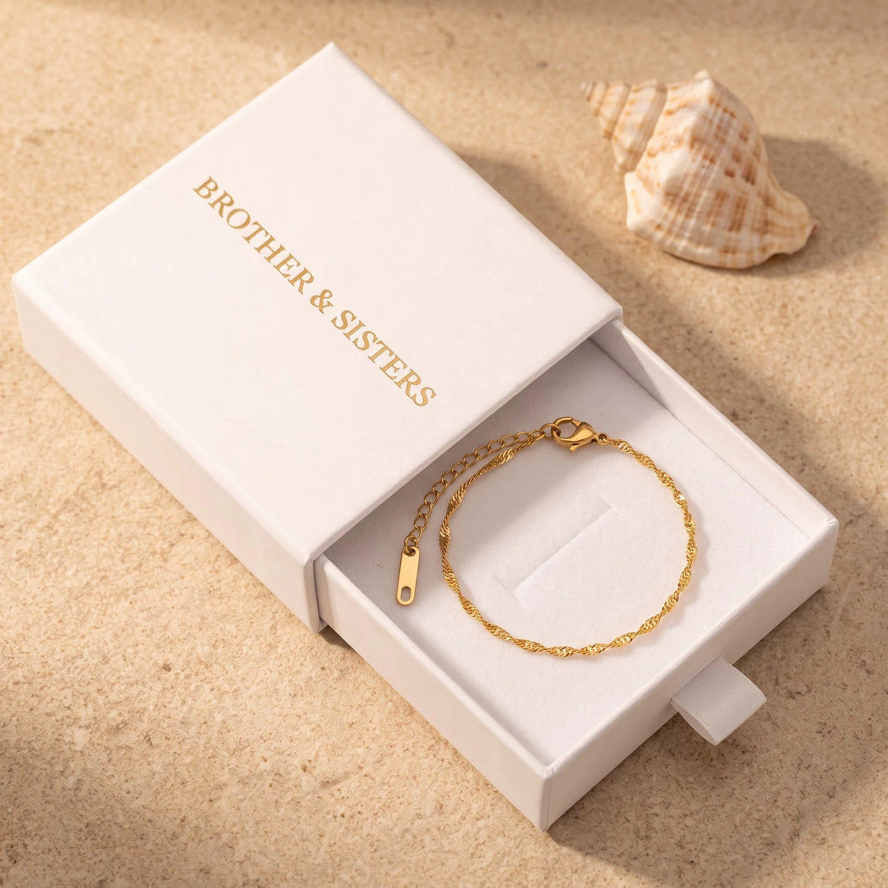 Bracelet doré — dans l'écrin cadeau, or | SKU: lafinesse