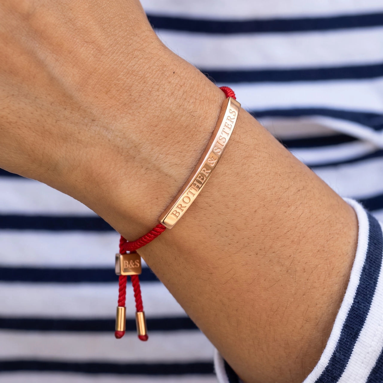 Bracelet tressé — gros plan sur les détails, or rose | SKU: lamour-rg
