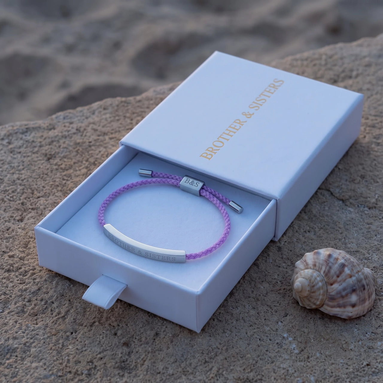 Braided bracelet — in the gift box, silver | SKU: lemauve-wg