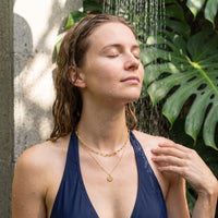 Thumbnail for Collier médaille — photo portée sous la douche, waterproof, or | SKU: le-tendance-g