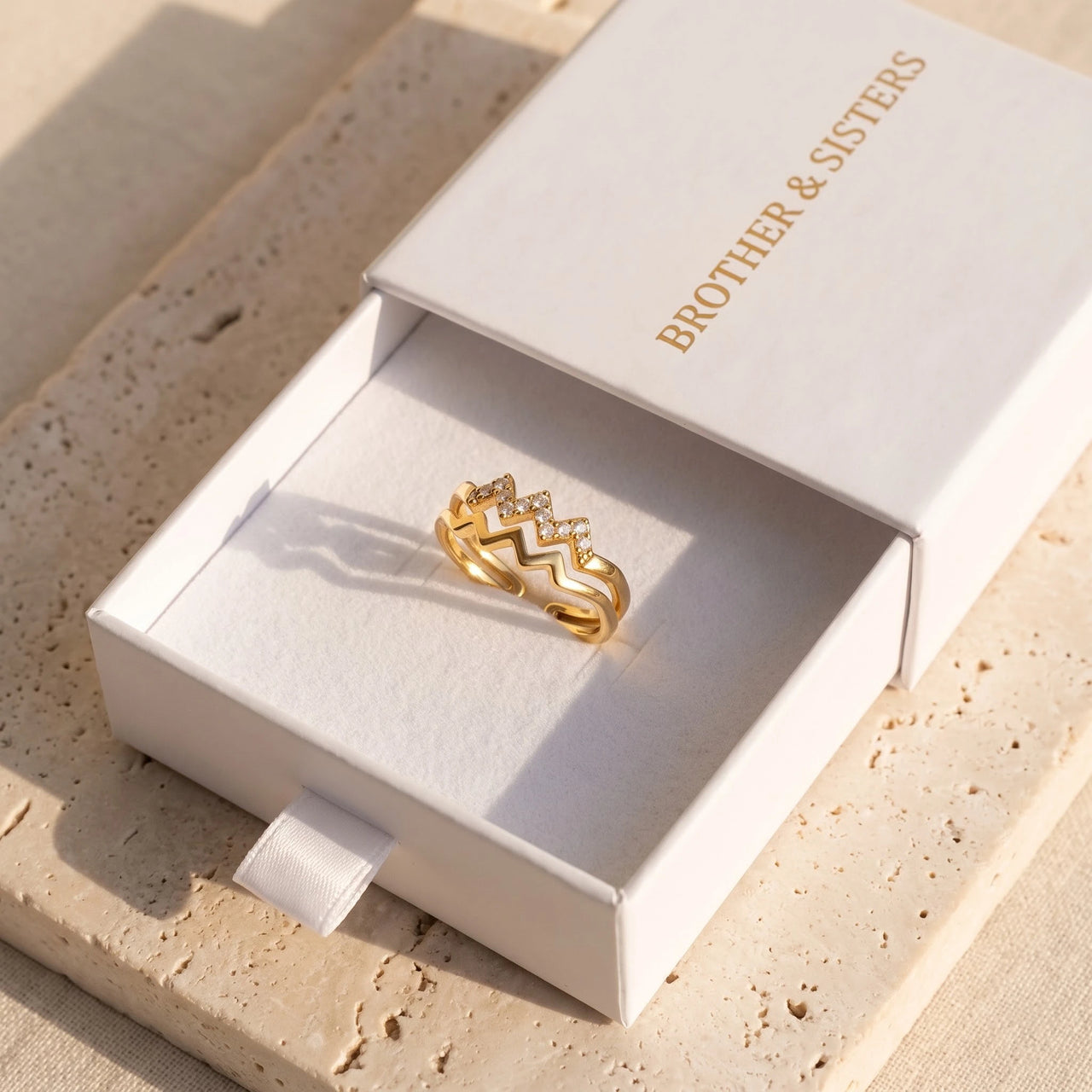 Gold stacking rings — in the gift box, gold | SKU: lezigzag