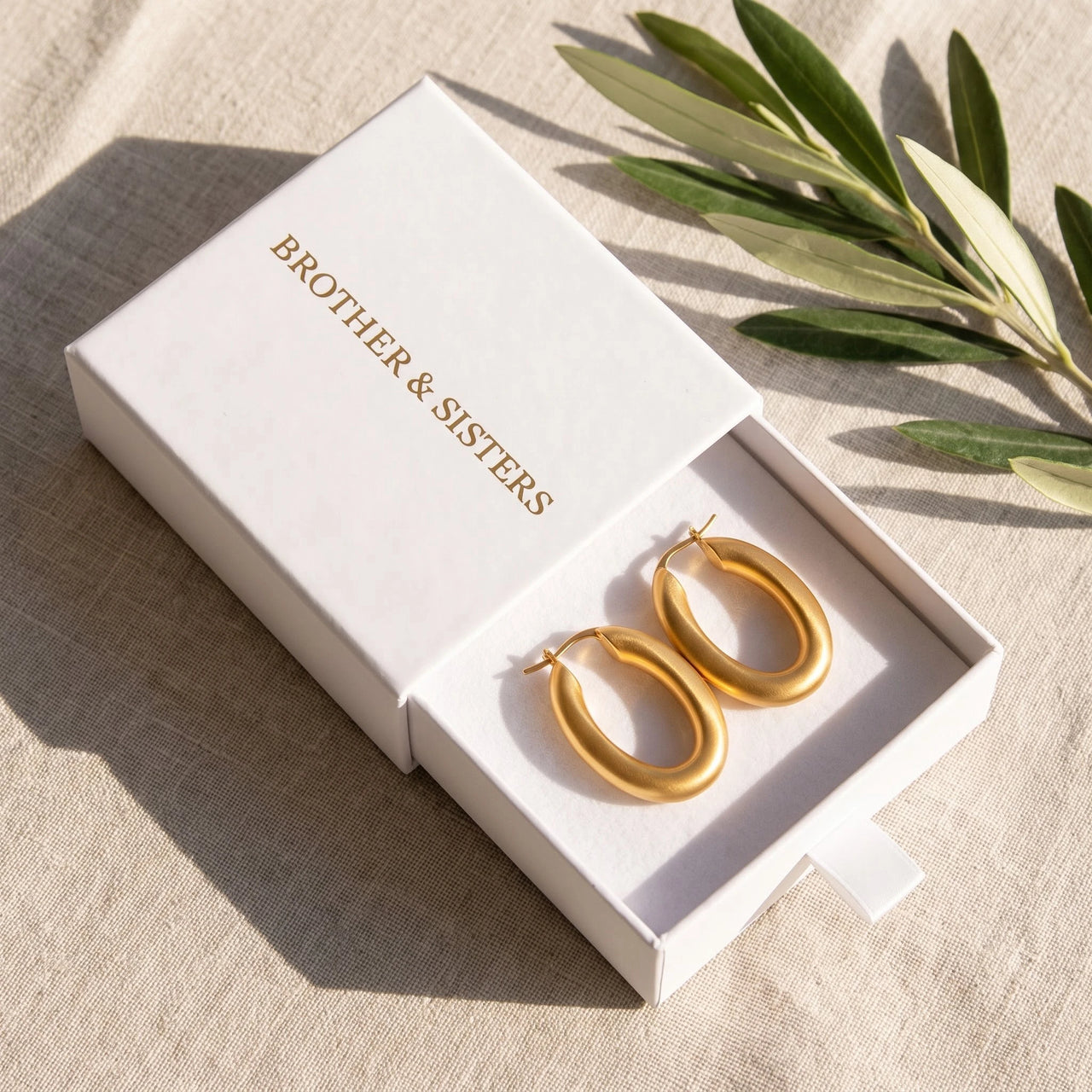 The Mates, gold earrings — gift box | SKU: lesmates