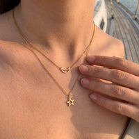 Thumbnail for Collier étoile — photo portée, taille réelle, or | SKU: letoile-g