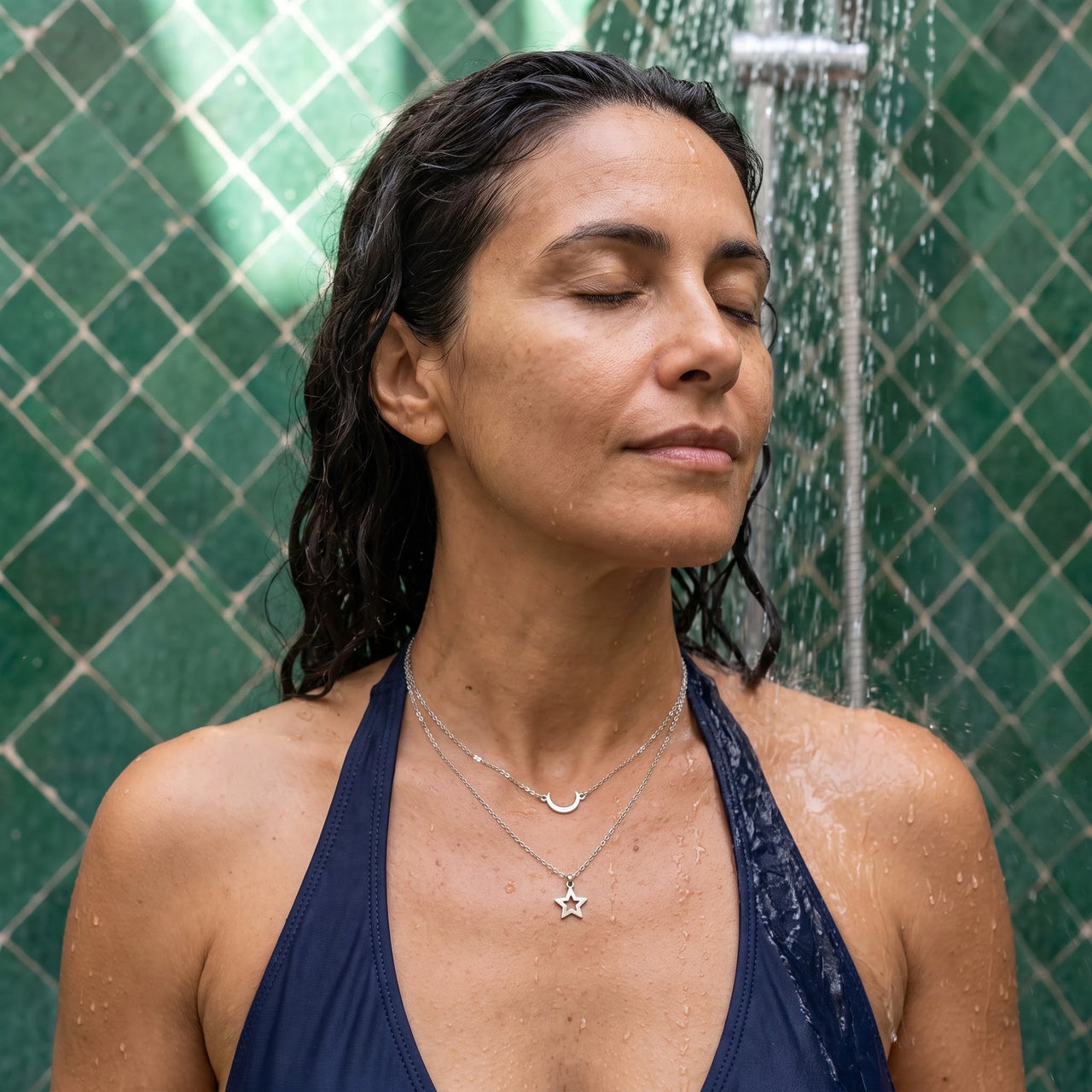 Silver necklace for women — worn in the shower, waterproof, silver | SKU: letoile-wg