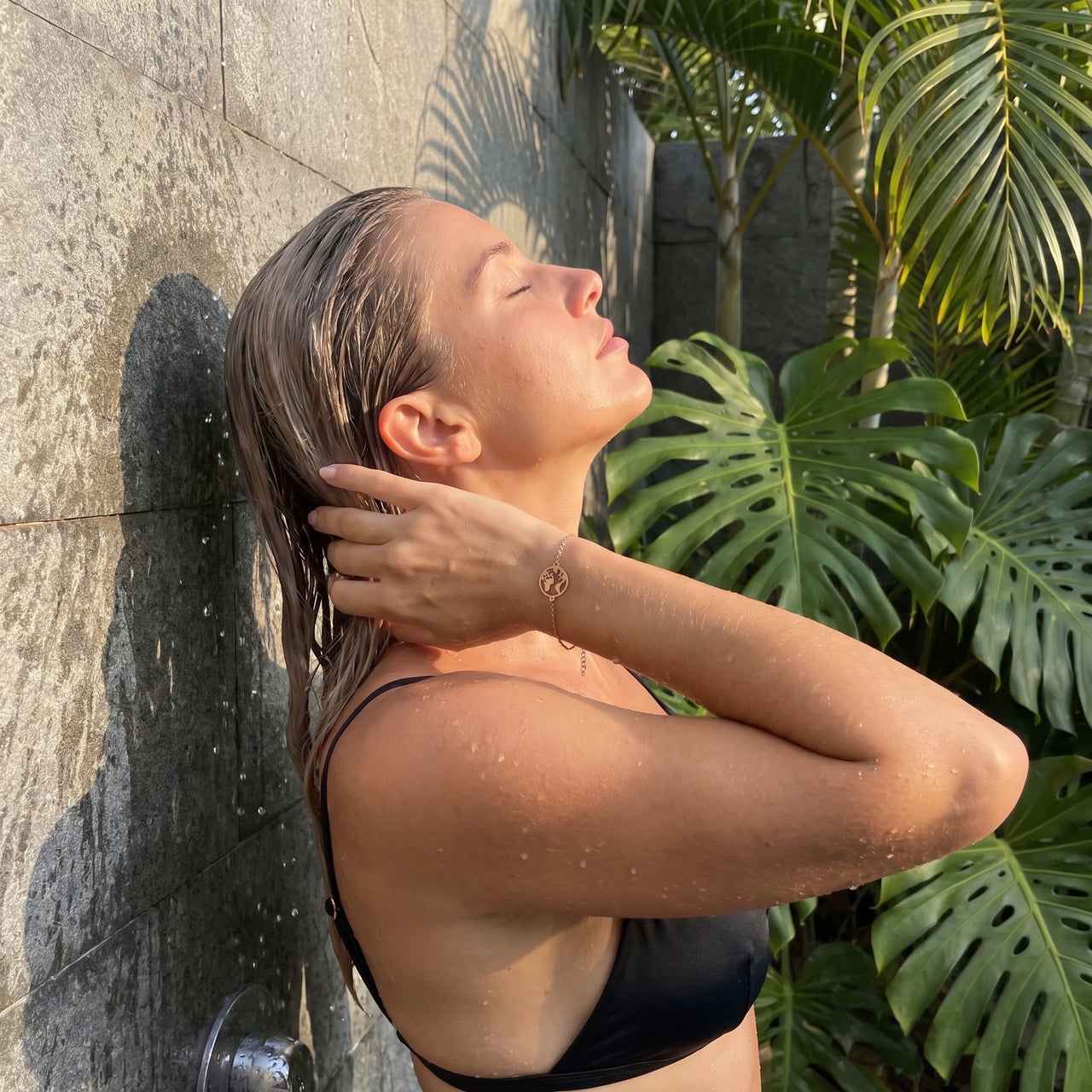 Bracelet voyage — photo portée sous la douche, waterproof, or rose | SKU: 22665062-rose-gold