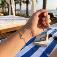Thumbnail for Bracelet fin femme — photo portée, taille réelle, or | SKU: 9443177-gold