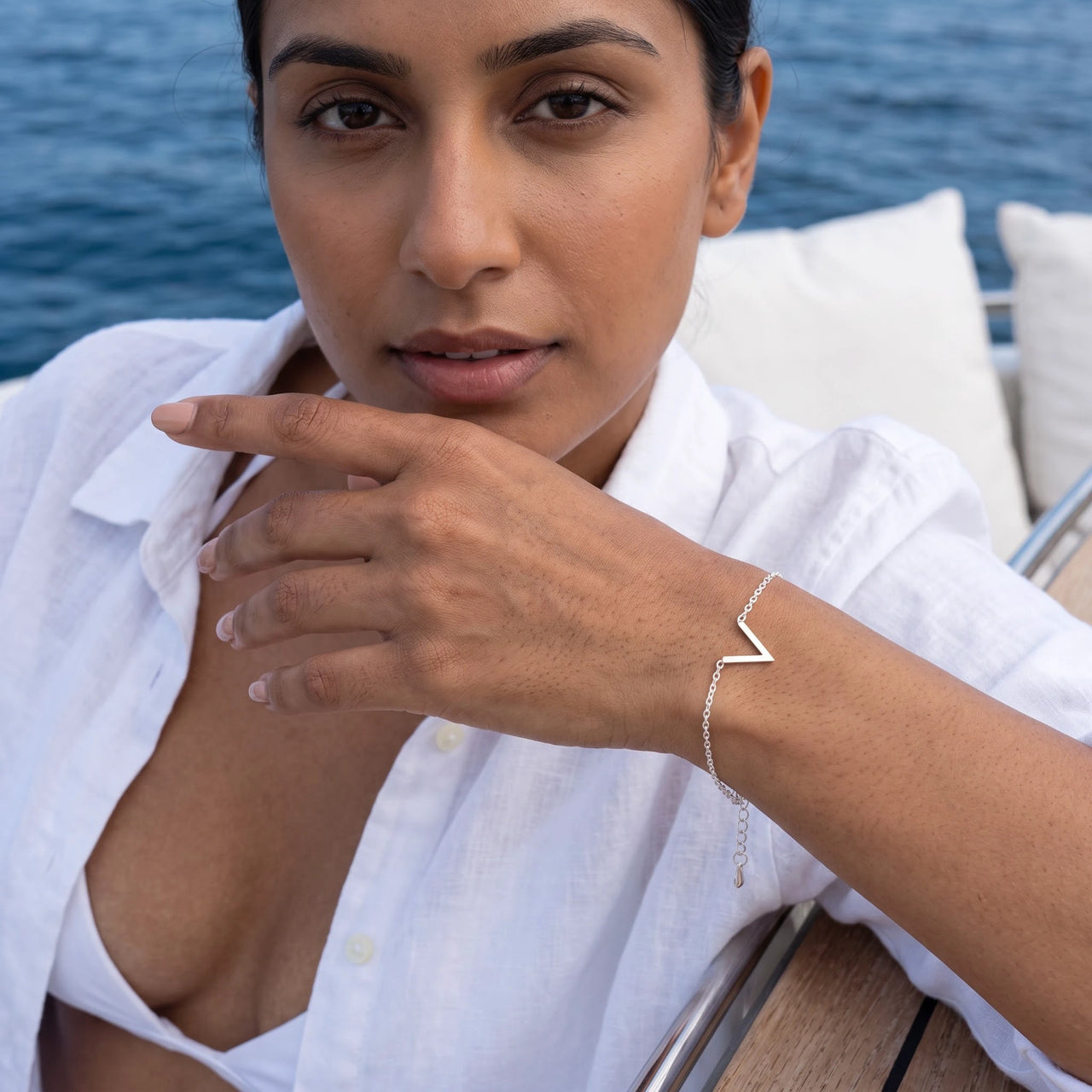Bracelet minimaliste — photo portée, argent | SKU: 9443177-white-gold