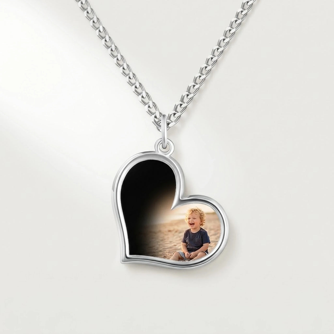 Secret Heart Photo Necklace in silver, black heart pendant turning into a hidden photo when warmed | SKU: TPH-HRTN-SILVER