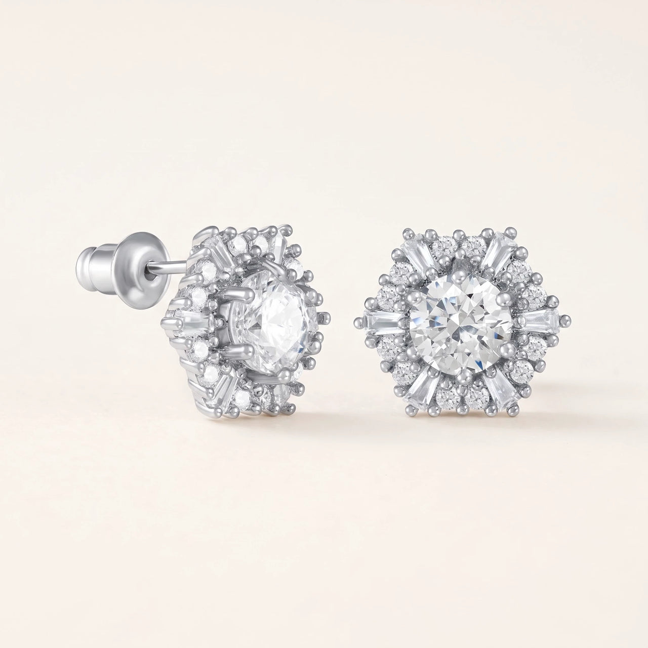 Boucles d'oreilles flocon de neige — photo produit sur fond blanc, argent | SKU: 30876249