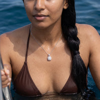 Thumbnail for Collier carré — photo portée dans l'eau, waterproof, argent | SKU: 505762
