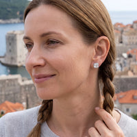 Thumbnail for Boucles d'oreilles mariée — photo portée en escapade, argent | SKU: 505185-white