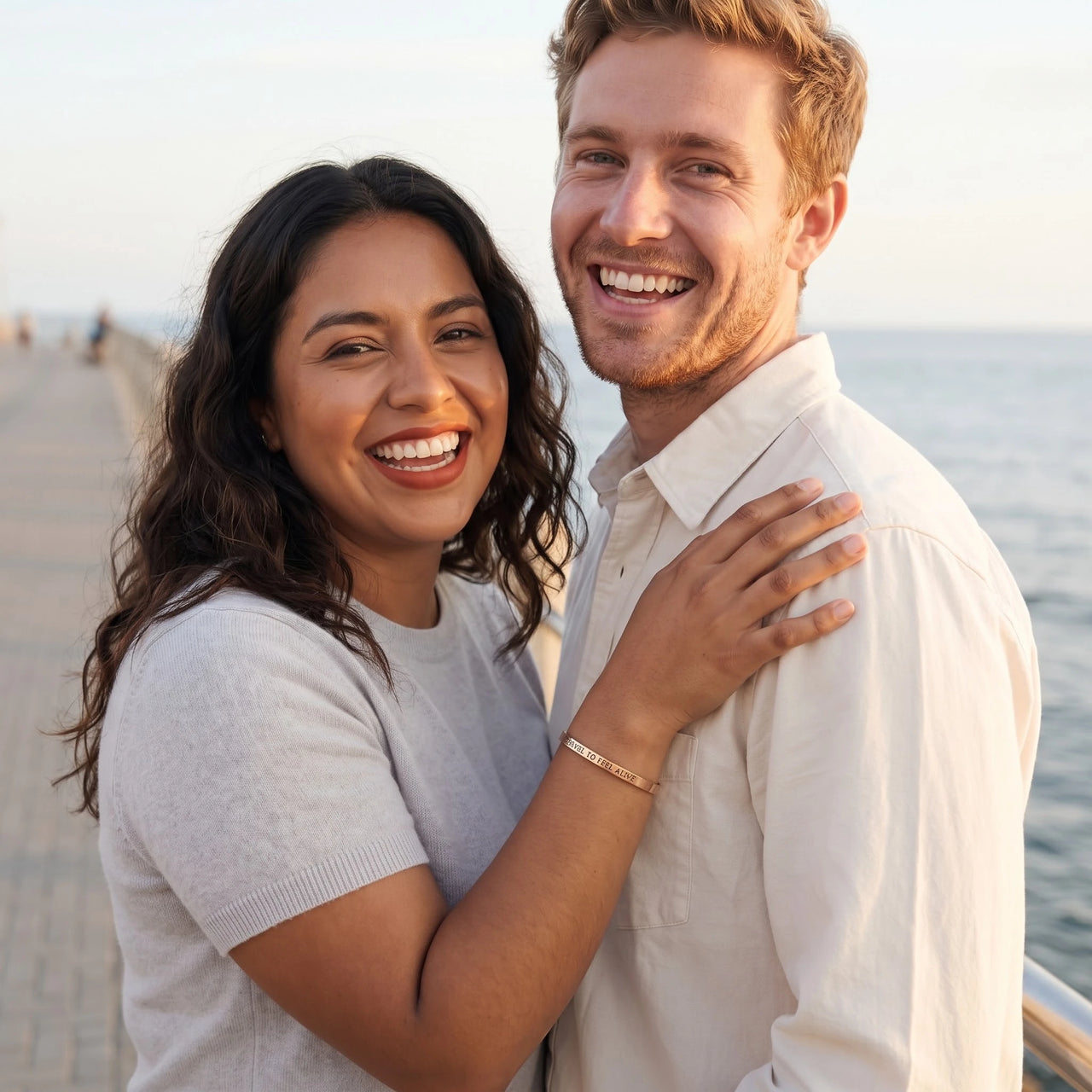 Cadeau voyageuse — photo en couple, or rose | SKU: ttfa-rg