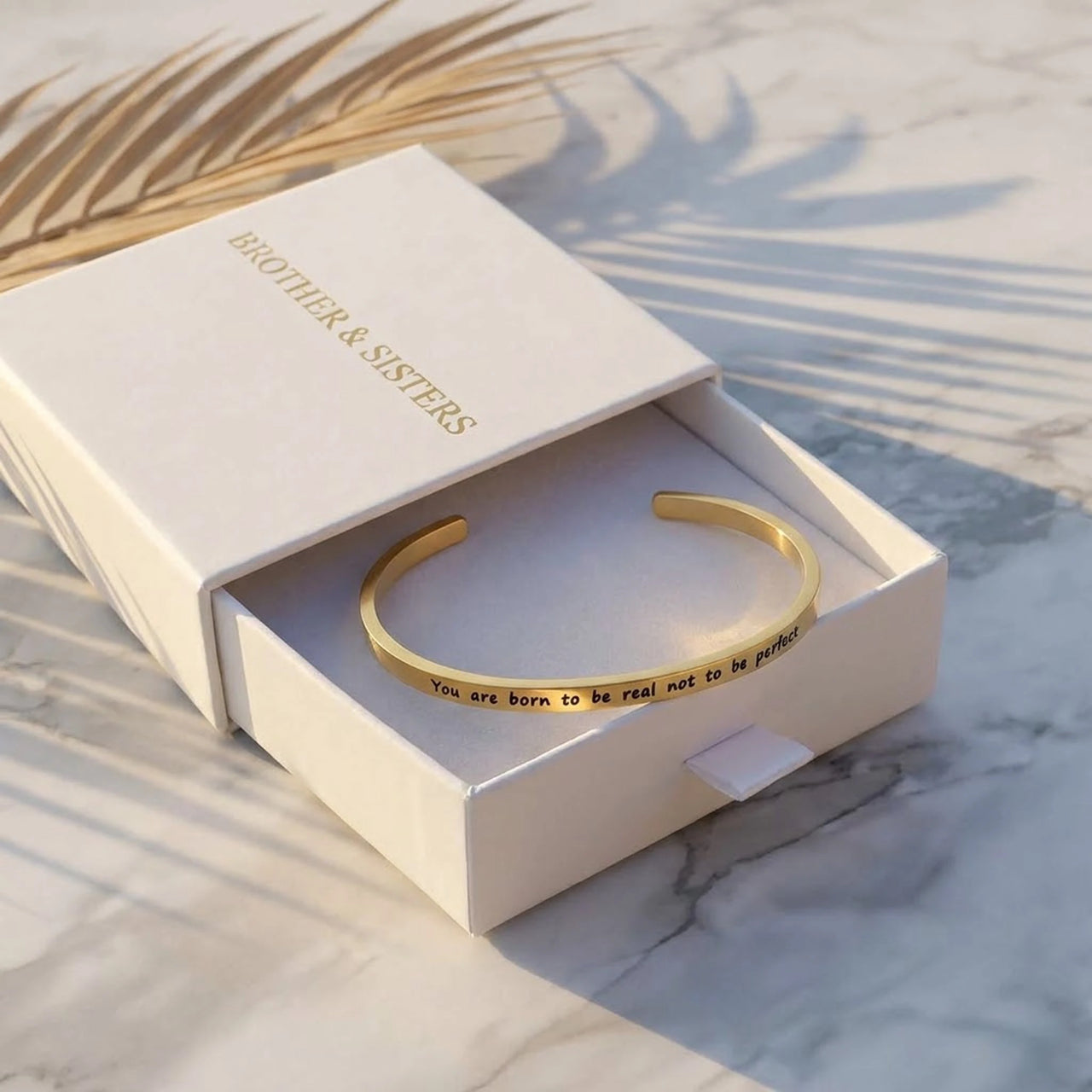Waterproof bracelet — in the gift box, gold | SKU: 9864184-gold
